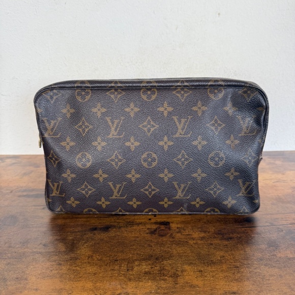 Louis Vuitton Monogram Trousse Toiletry Pouch 28 - Picture 2 of 10